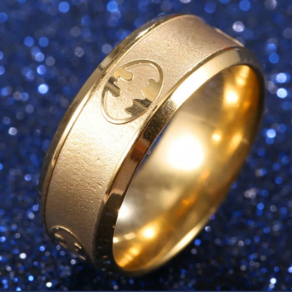 Nwt Men's Stainless Steel Titanium Batman ring - Picture 4 of 6